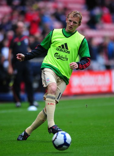 意媒：国米想让后防线年轻化，有意引入格伊、阿克或于帕（意媒：国米推动后防年轻化，相中格伊、阿克与于帕梅卡诺）