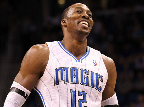 记者：本届世界杯将有半场球员和教练采访，赛前两天开发布会（记者称本届世界杯增设半场球员、教练采访，赛前两天举行新闻发布会）